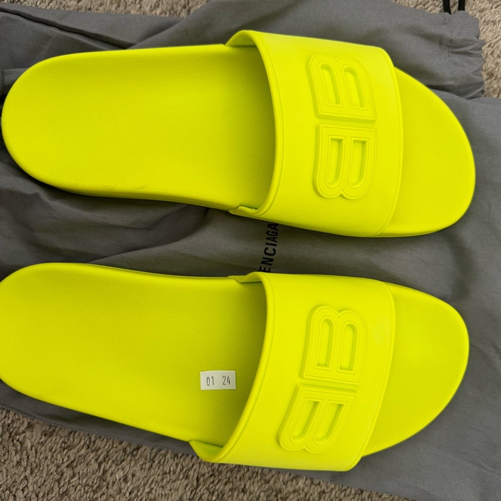 🆕 balenciaga bb pool slide - Picture 3 of 8